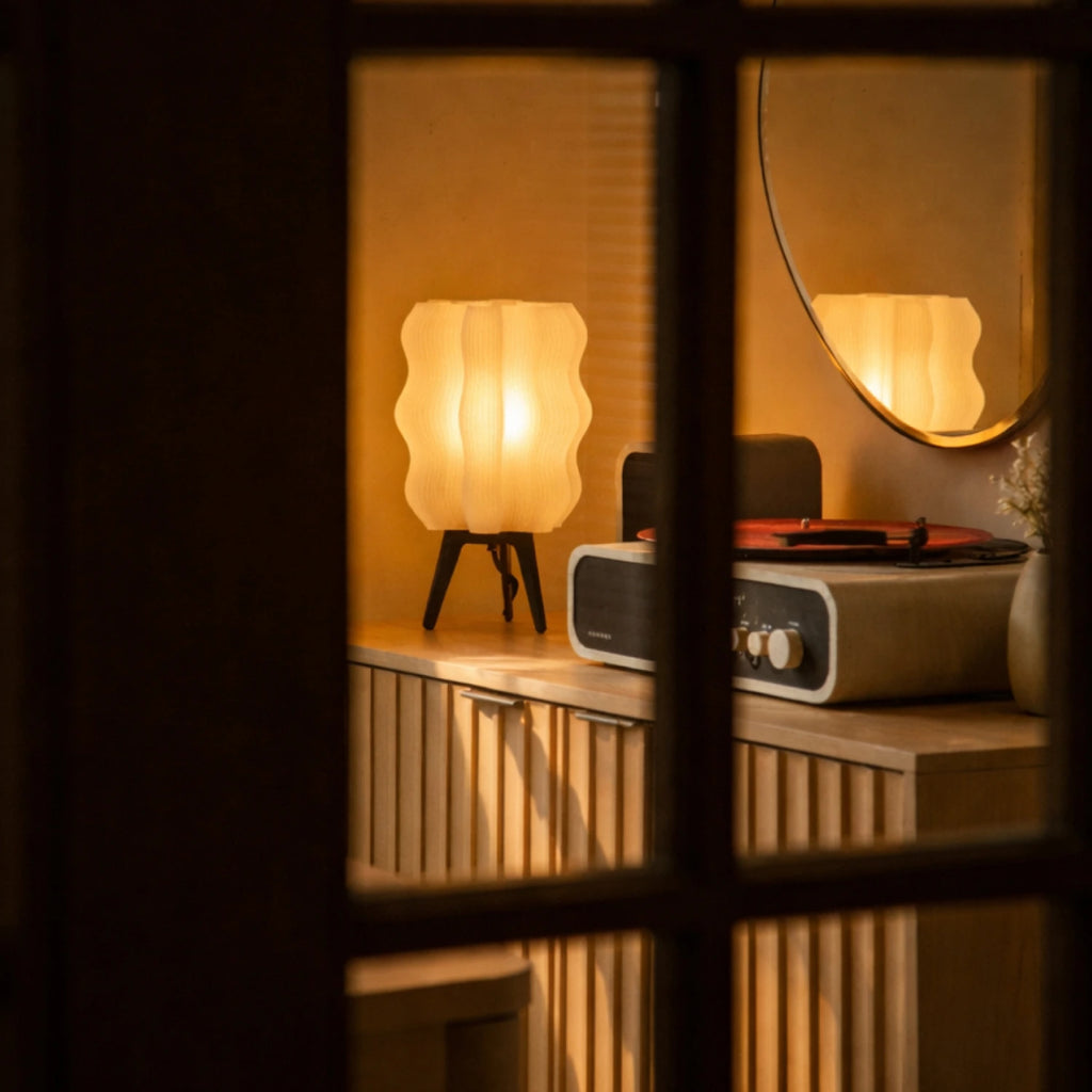 Lámpara de Mesa Ondulada Japandi